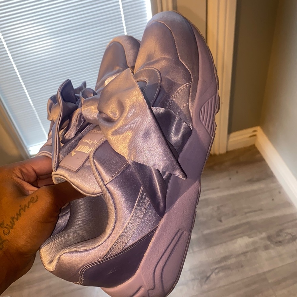 Puma Bow Rihanna Fenty Lavender Sneaker WOMEN SIZE  7.5